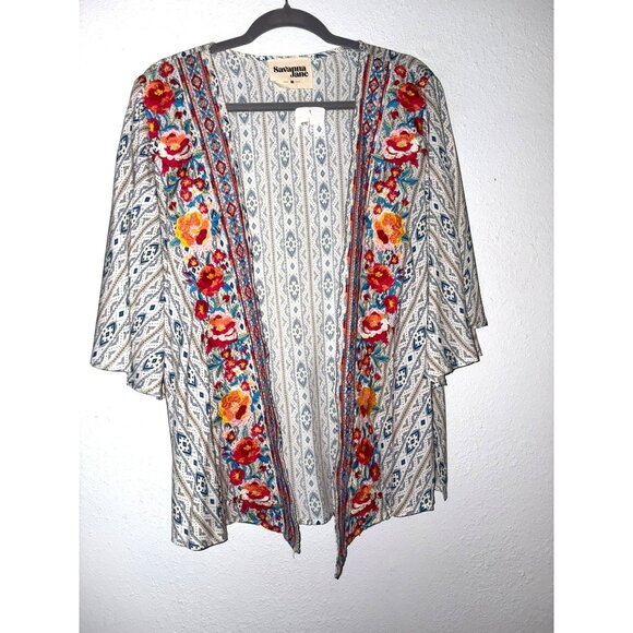 NWOT Savanna Jane Floral Embroidered Kimono Cardigan Size M - Picture 1 of 7